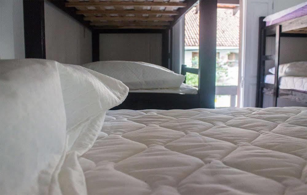 Positive Hostel Balneário Camboriú Eksteriør billede